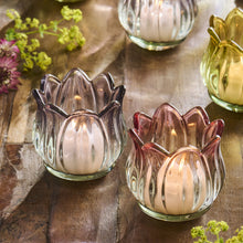 Load image into Gallery viewer, Tulip shaped tealight holder