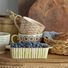 Load image into Gallery viewer, Maple serving dish - green