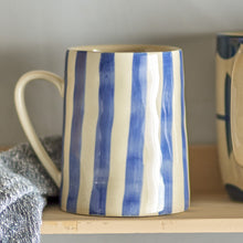 Load image into Gallery viewer, Begonia jug - various colours