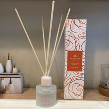 Load image into Gallery viewer, Raindrops on Roses candle - amber & sweet orange