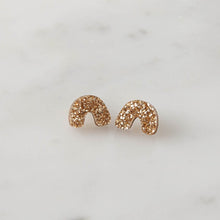 Load image into Gallery viewer, Glitter arc stud earrings - teal