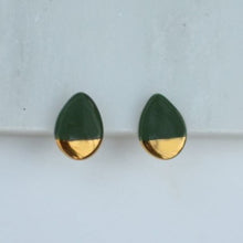 Load image into Gallery viewer, Dark green teardrop shape ceramic studs