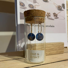 Load image into Gallery viewer, Ink fleur necklace