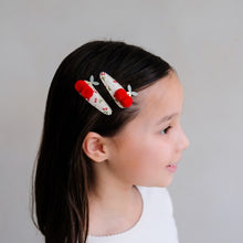 Load image into Gallery viewer, Pom pom cherries clic clacs