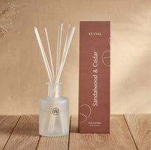 Load image into Gallery viewer, Diffuser - bay & rosemary