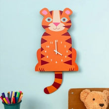 Load image into Gallery viewer, Wooden wall clock with pendulum - owl