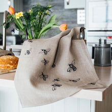 Load image into Gallery viewer, Bee tea towel
