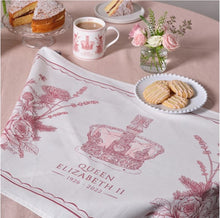 Load image into Gallery viewer, Queen Elizabeth II commemorative mug