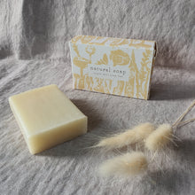 Load image into Gallery viewer, Rhubarb & ginger soap bar