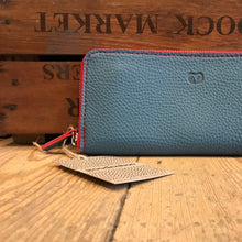 Load image into Gallery viewer, Pacific large purse - teal
