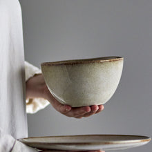 Load image into Gallery viewer, Sandrine bowl - natural

