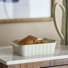 Load image into Gallery viewer, Maple serving dish - green
