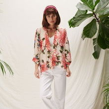 Load image into Gallery viewer, Chrysanthemum kimono - ecru
