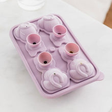 Load image into Gallery viewer, Cool cats ice tray
