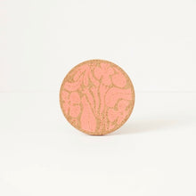 Load image into Gallery viewer, Cork placemat - flora
