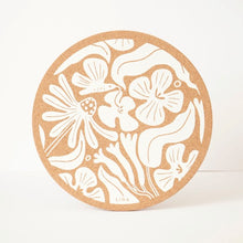 Load image into Gallery viewer, Cork placemat - flora

