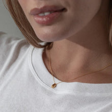 Load image into Gallery viewer, Dewdrop necklace - gold
