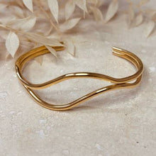 Load image into Gallery viewer, Everyday abstract bangle - gold
