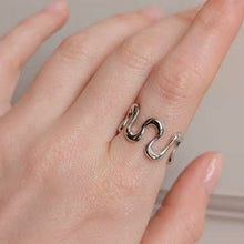 Load image into Gallery viewer, Everyday statement wave ring - silver
