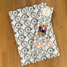 Load image into Gallery viewer, Bicycle colouring pencil set

