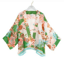 Load image into Gallery viewer, Kitsch bouquet kimono - green
