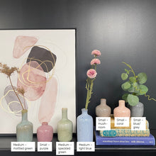 Load image into Gallery viewer, Maien vases - various colours/sizes
