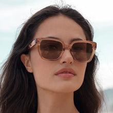 Load image into Gallery viewer, Milan sunglasses - champagne

