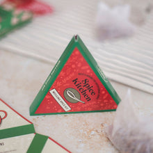 Load image into Gallery viewer, Mulling wine &amp; spice cider spice kit triangle
