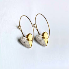 Load image into Gallery viewer, Hoop earrings with dark blue heart charms - gold

