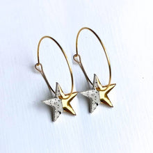 Load image into Gallery viewer, Hoop earrings with dark blue star charms - gold
