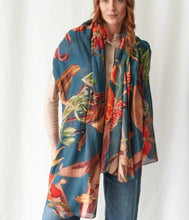 Load image into Gallery viewer, Orchid wool scarf - teal
