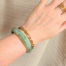 Load image into Gallery viewer, Resin slim bangle - sage
