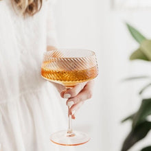 Load image into Gallery viewer, Twist champagne coupes - set of 2 - pink/peach
