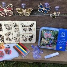 Load image into Gallery viewer, Butterflies &amp; bees suncatcher kit in a tin
