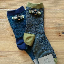 Load image into Gallery viewer, Cheetah luxe socks with bumblebee pin - midnight
