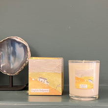 Load image into Gallery viewer, English hedgerows aromapot candle
