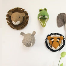Load image into Gallery viewer, Lion head - mini
