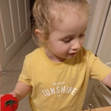 Load image into Gallery viewer, Custard short-sleeved 'You are my sunshine' t-shirt
