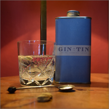 Load image into Gallery viewer, Gin - lemon peel, coriander &amp; cardamom No. 2
