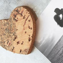 Load image into Gallery viewer, Heart magnet

