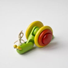Load image into Gallery viewer, Wooden pull-along snail
